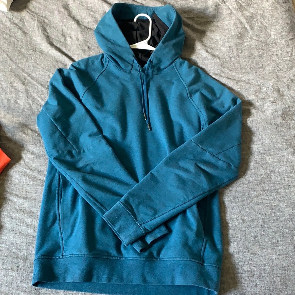 Lulu lemon sweatshirt